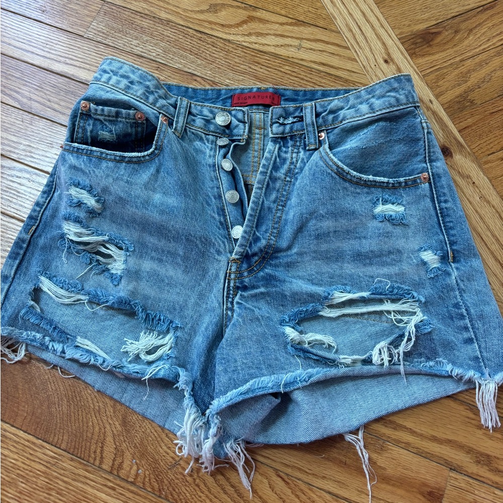 Signature8 Jean shorts xs